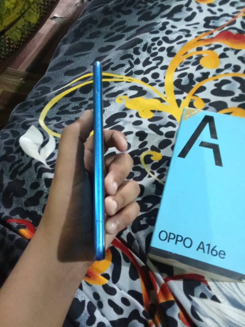 OPPO A16e 2