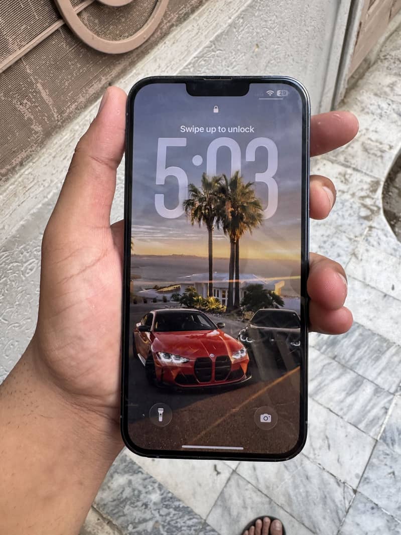 Apple iPhone 13 Pro Max 1