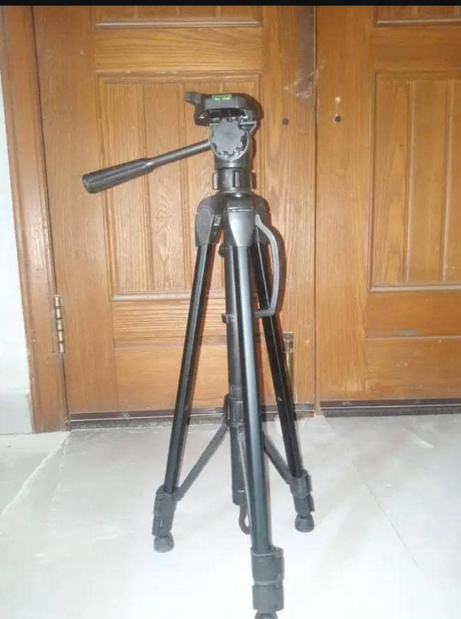 Icon Tripod 0