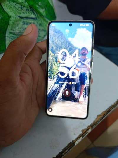 Google pixel 8 10/10 condition 03074462989