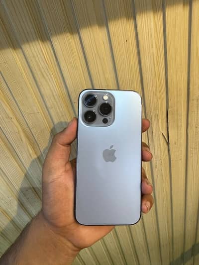 Apple iPhone 13 Pro