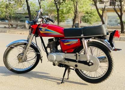 Honda CG 125 model 2004 for urgent sale