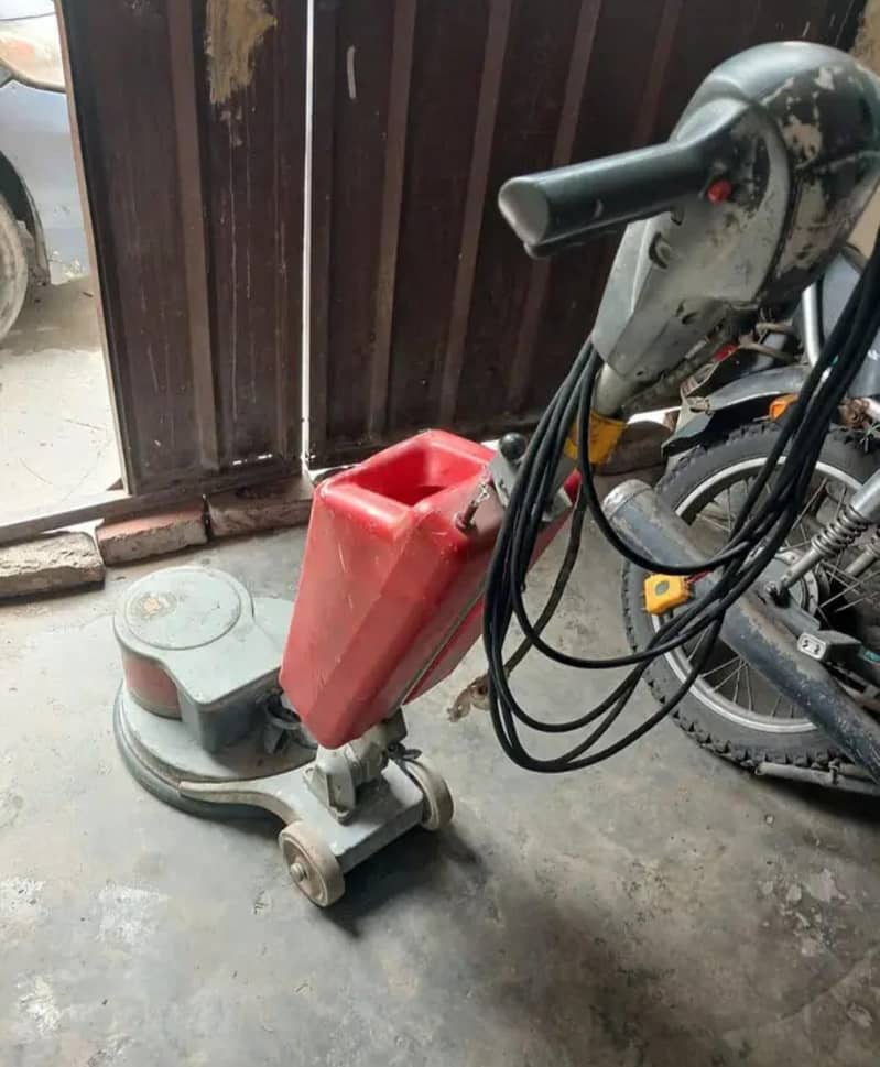 floor cleaning machine. 0
