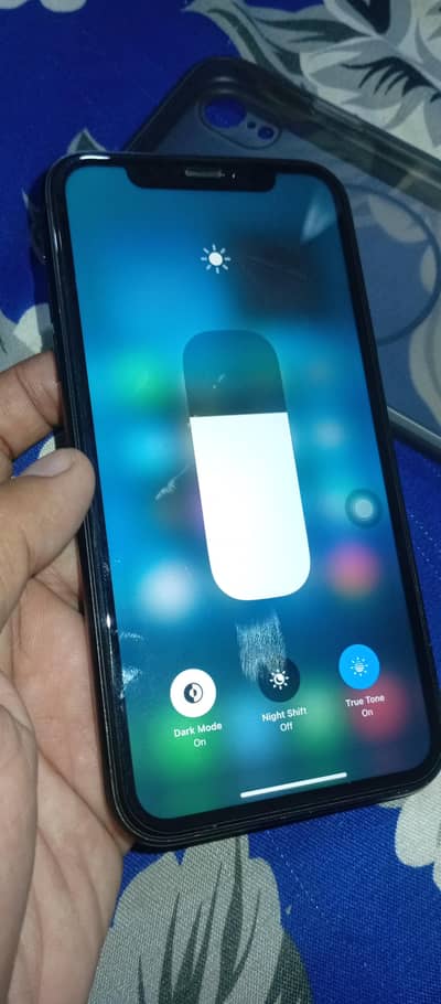 Apple iPhone XR