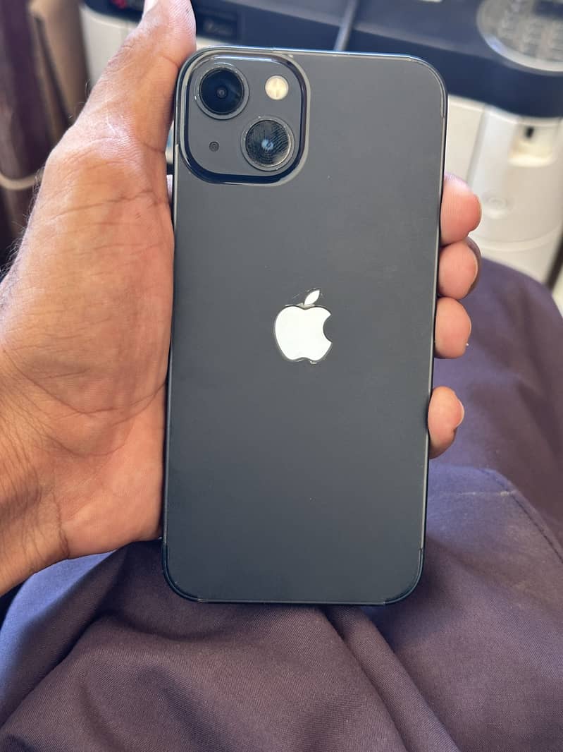 Apple iPhone 13 3