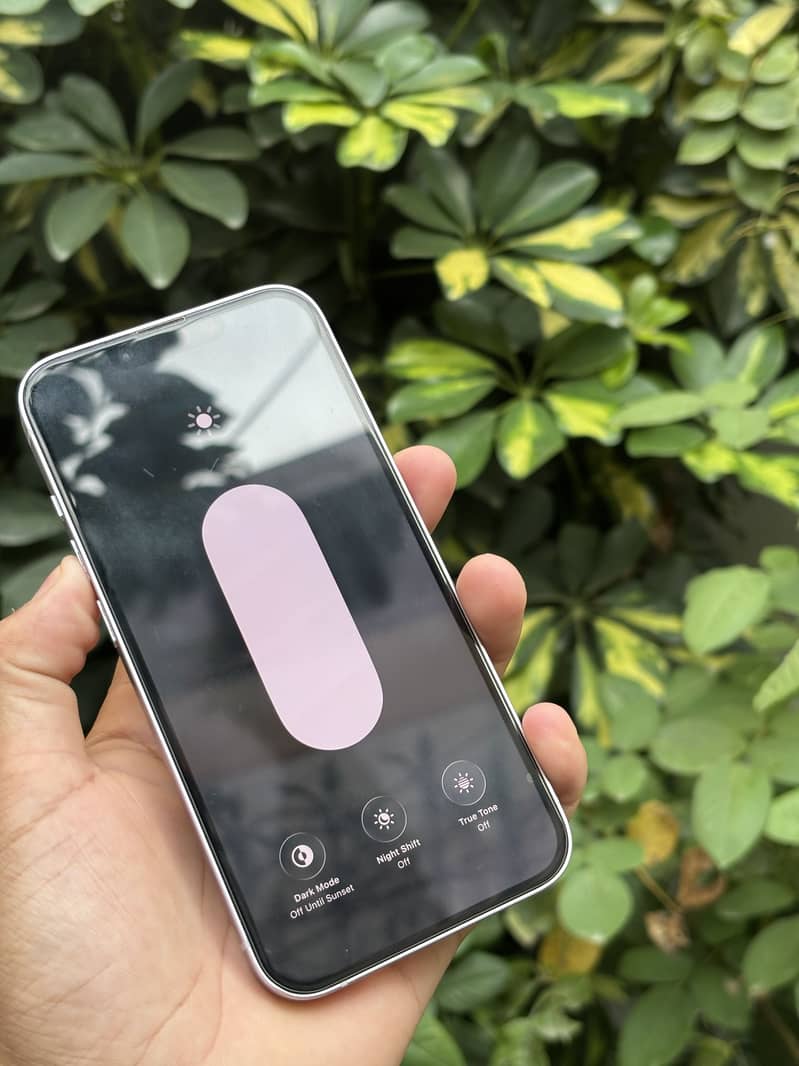 Simple iPhone 14  jv 3