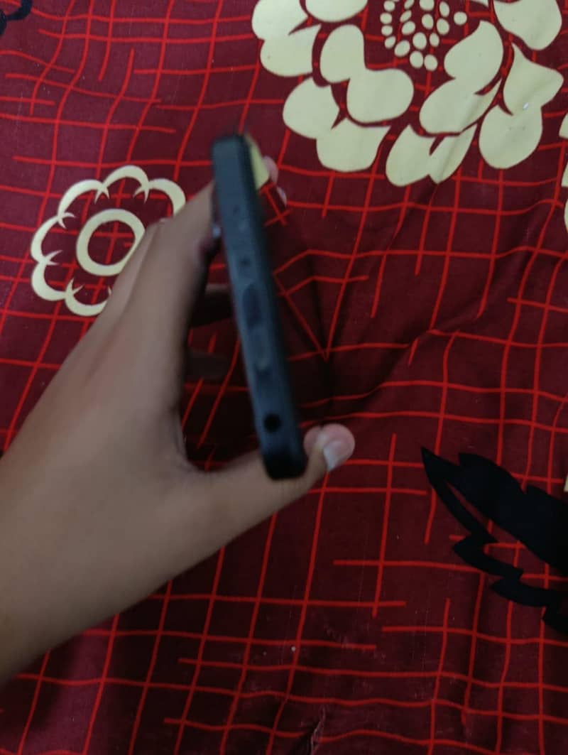 Xiaomi Redmi Note 14 3