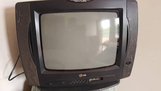 LG TV for sale good condition