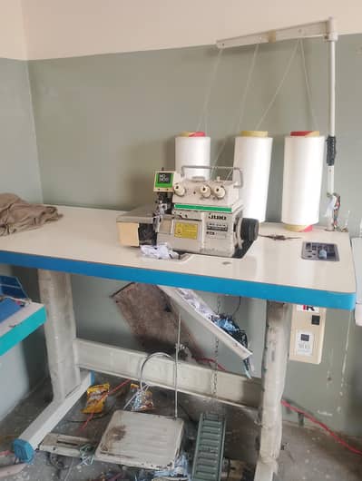 اوورلاک مشین سرو موٹر کے ساتھ برائے فروخت