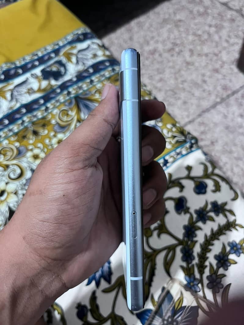 Google Pixel 7a 4