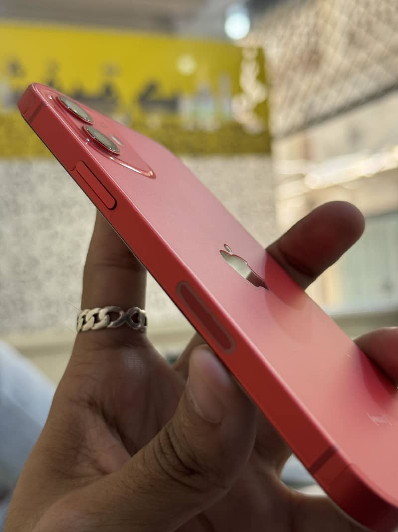 Apple iPhone 12 1