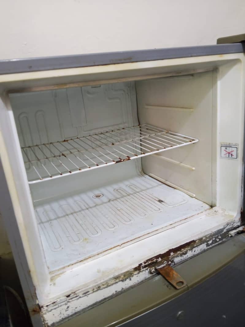 Dawlance Fridge 4