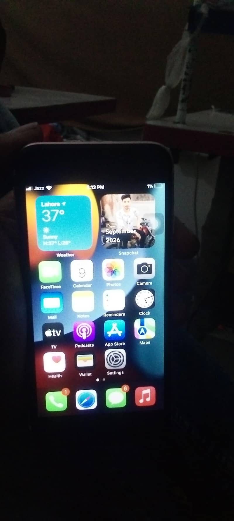 Apple iPhone 7 4