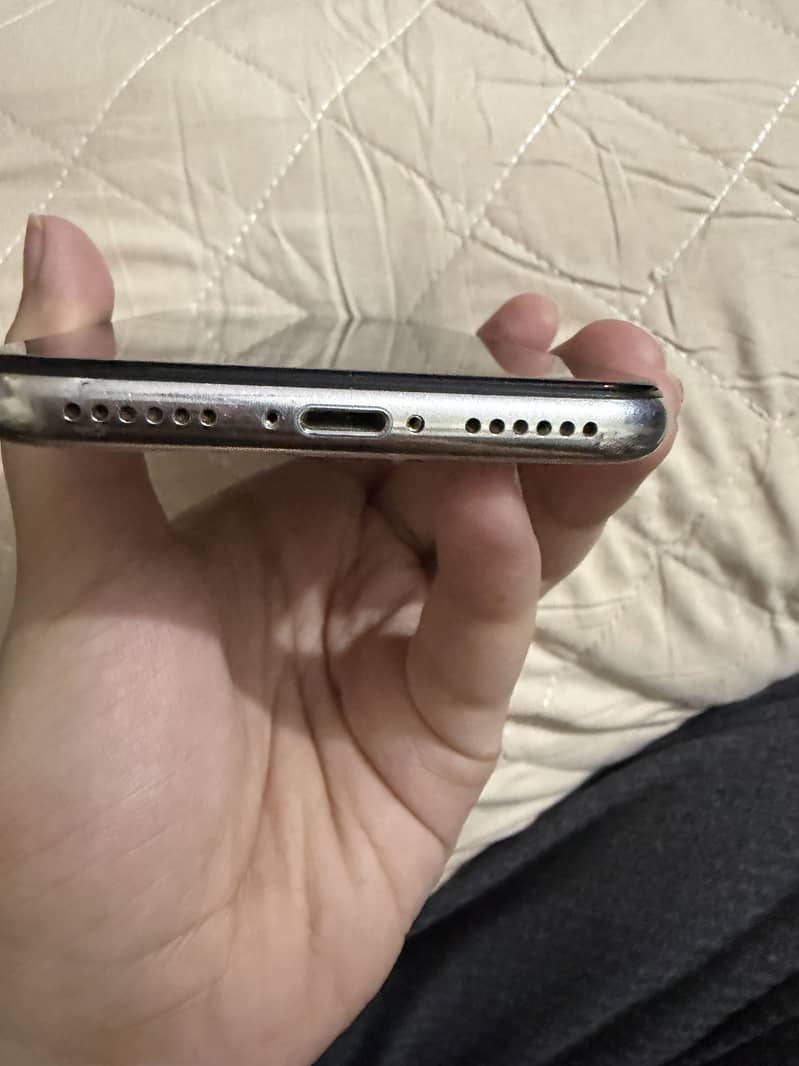 Apple iPhone X 1