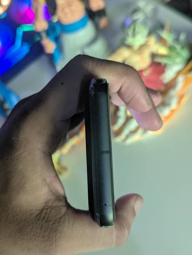 Google Pixel 8 5