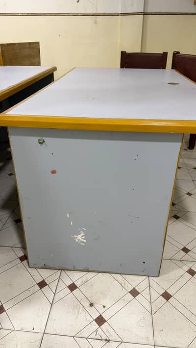 Office Table for Sale | 5.3 Ft Wooden Office Table | 9/10 Condition