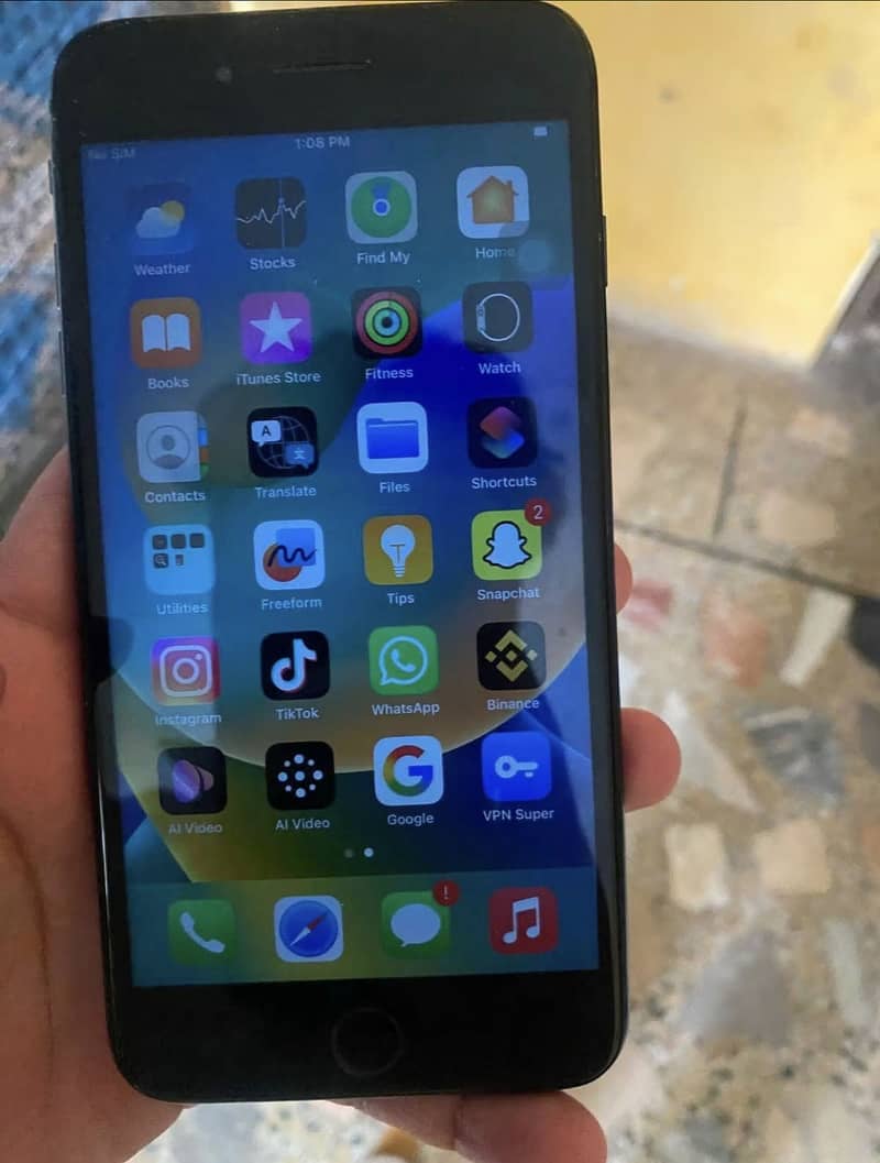 Apple iPhone 8 Plus 18k almost final 2