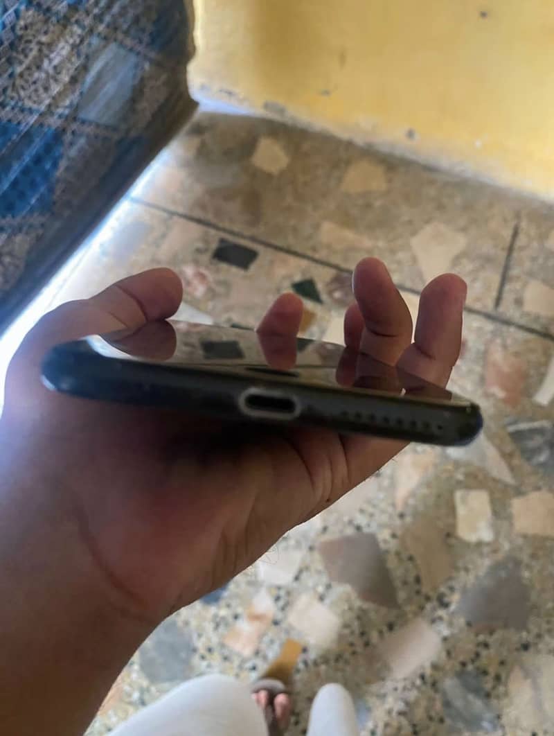 Apple iPhone 8 Plus 18k almost final 3