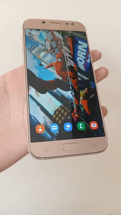 Samsung Mobile J7 Pro