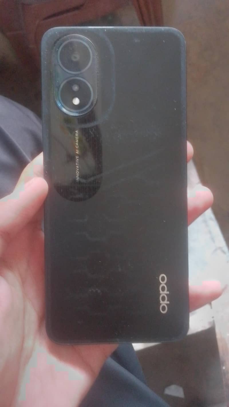 OPPO A18 0