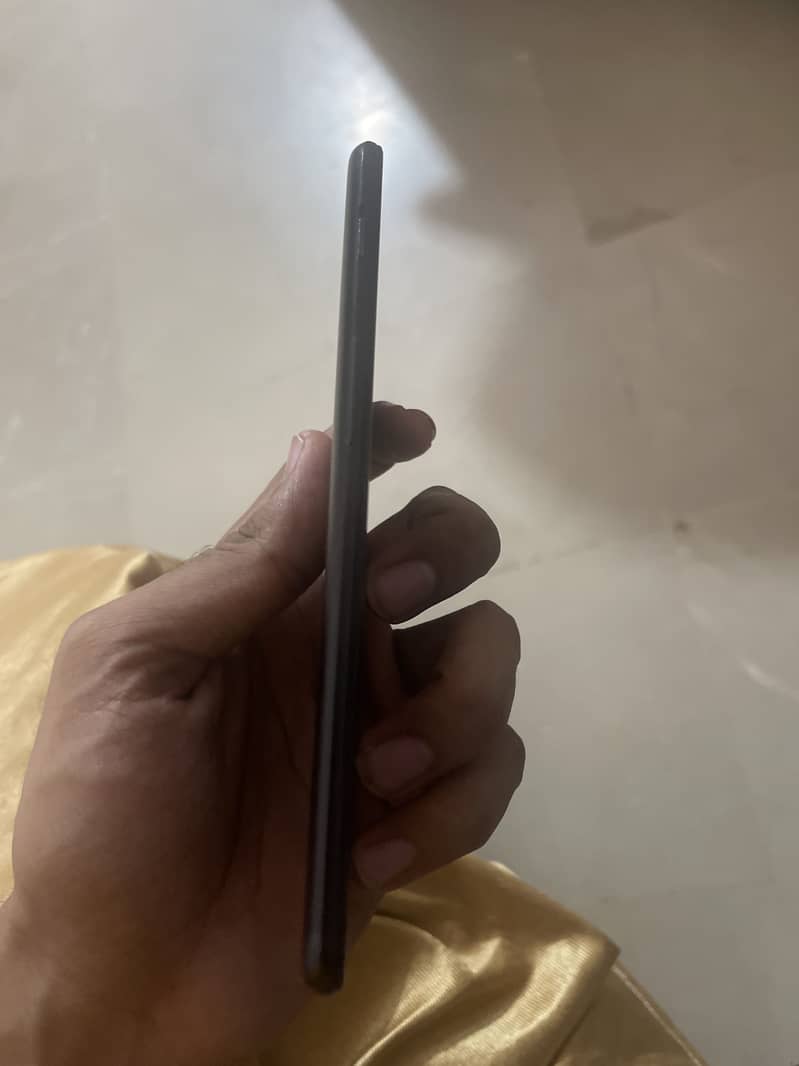 One Plus 5T 3