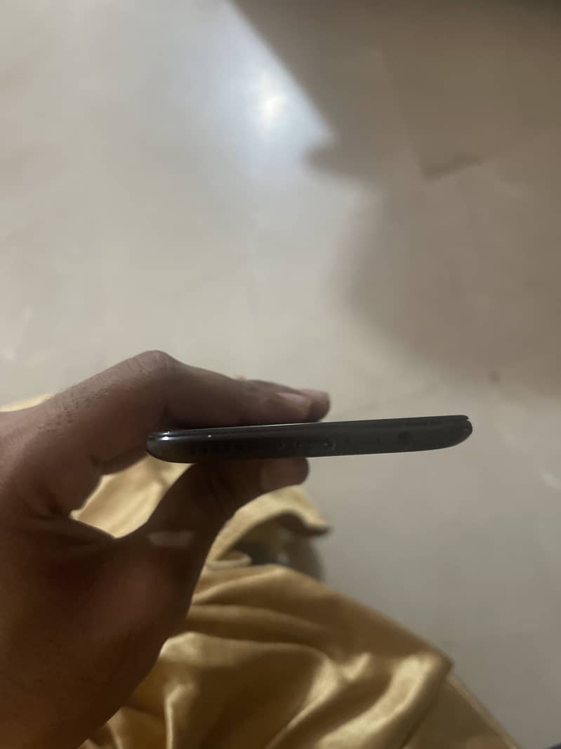 One Plus 5T 4