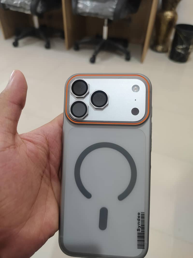 Apple iPhone 17 Pro Max 0