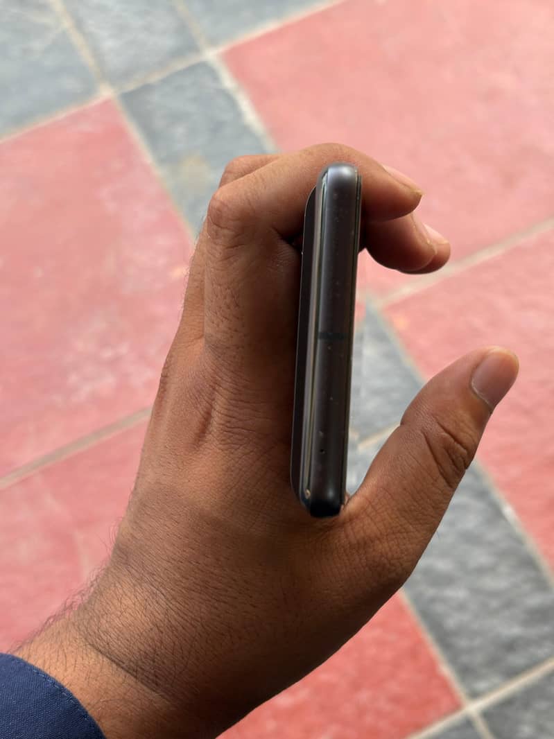 Google Pixel 7 5