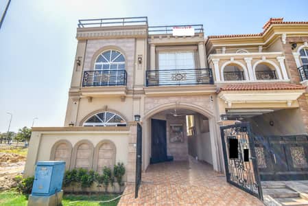 5 MARLA BRAND NEW SPANISH STYLEISH HOUSE FOR SALE