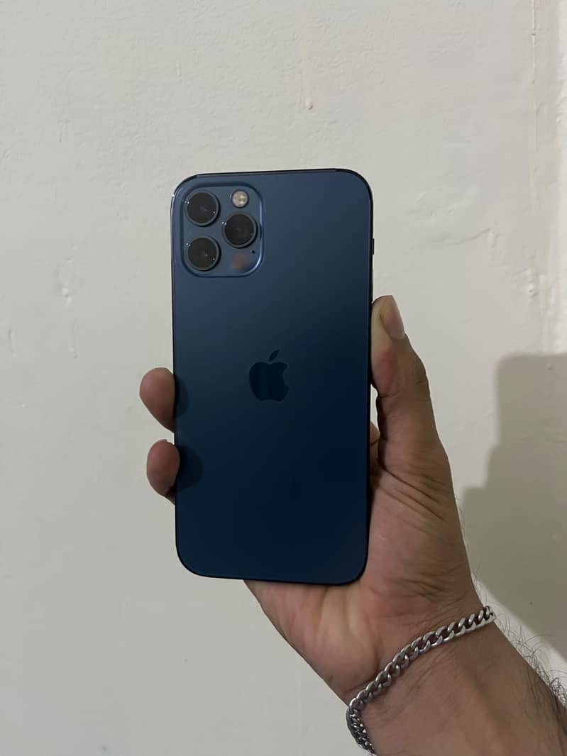 Apple iPhone 12 Pro 4