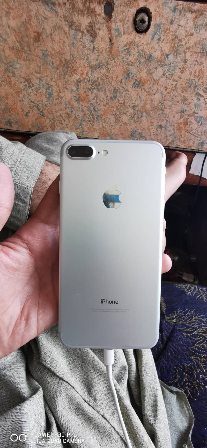 Apple iPhone 7 Plus 1