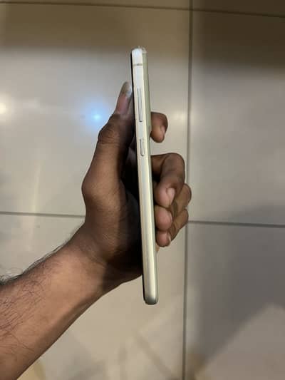 Samsung Mobile S21 FE