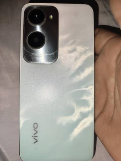 Vivo Y18