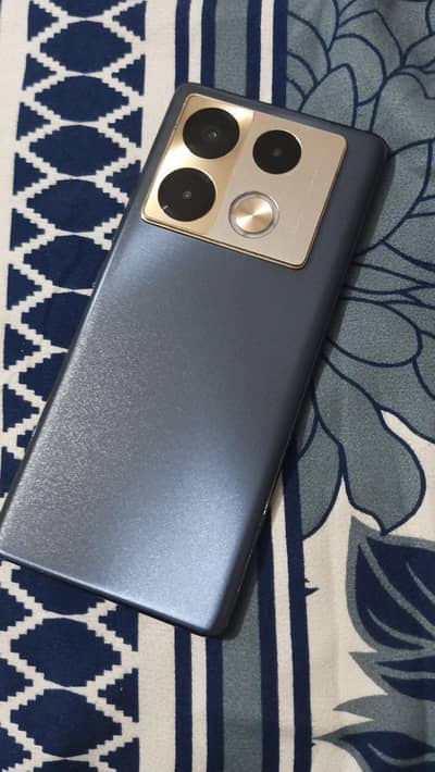 Infinix Note 40 Pro