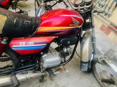 HONDA CD 100 JAPANI BIKE
