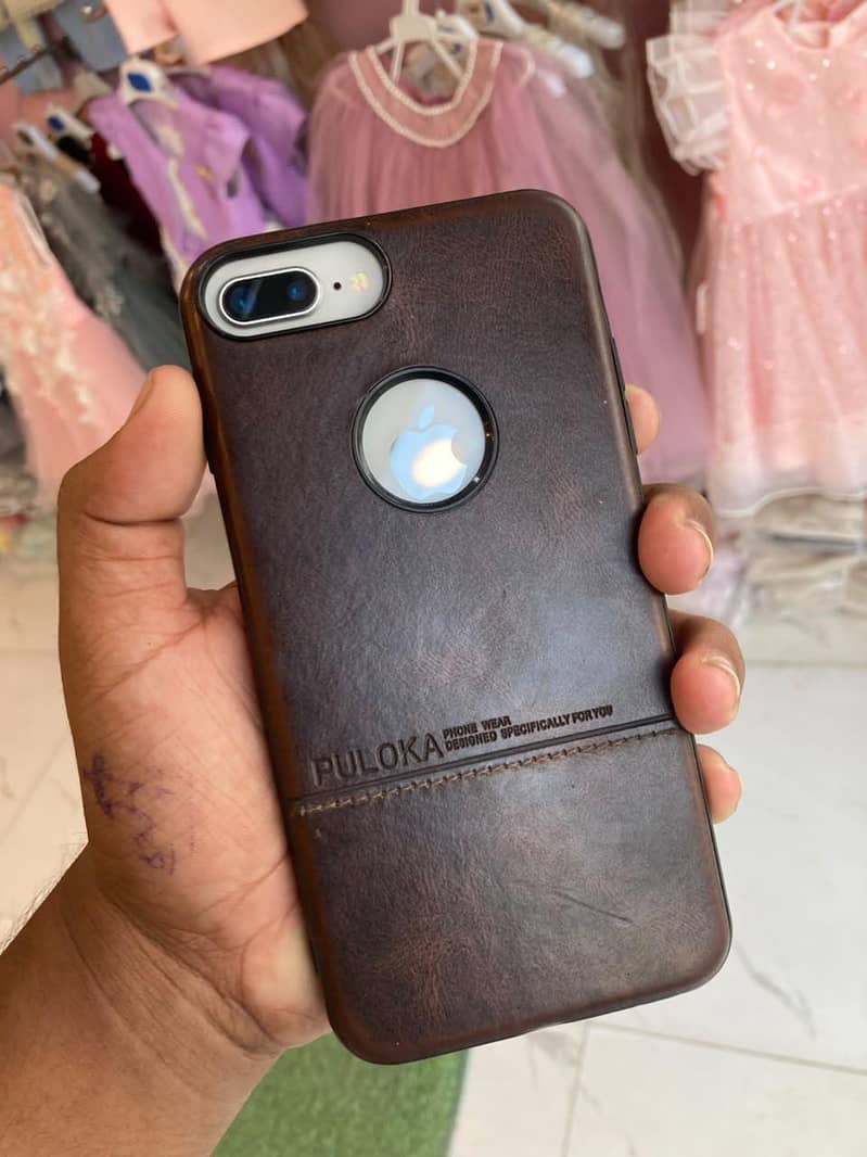 Apple iPhone 8 Plus 1