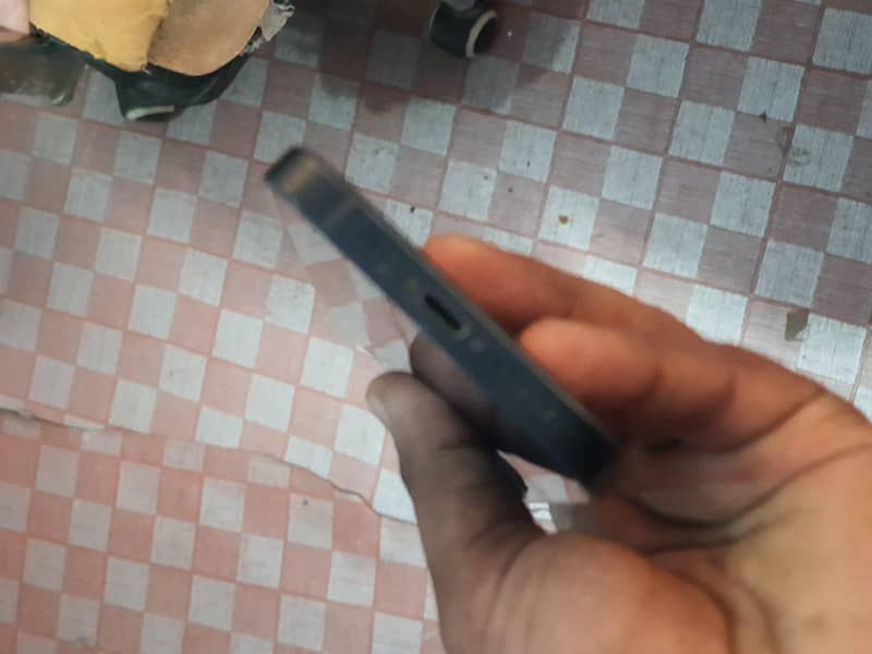 Apple iPhone 14 8