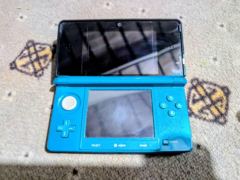 Nintendo 3DS 0