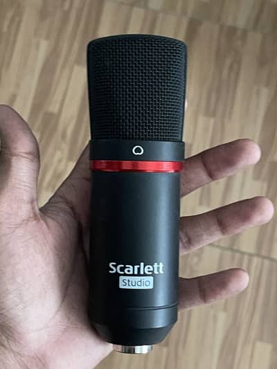 Focusrite Scarlett Studio CM25 MkII Microphone