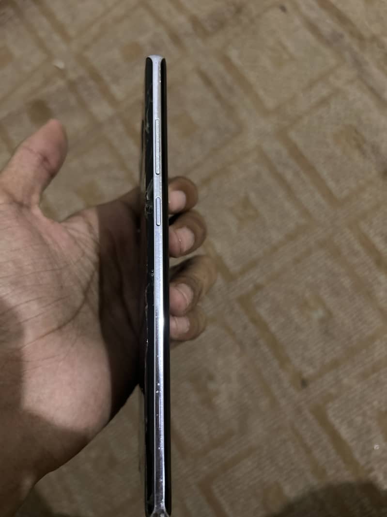 Samsung Mobile Note 8 1