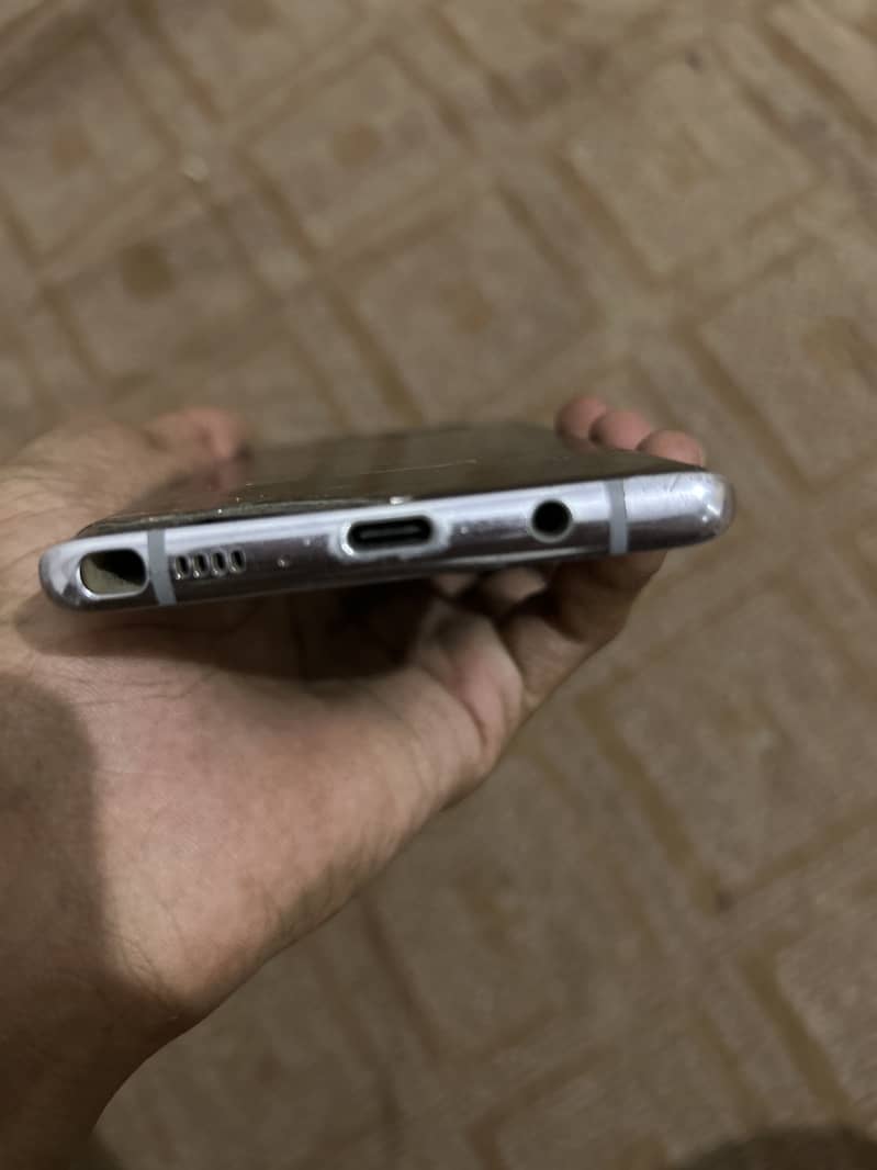 Samsung Mobile Note 8 4