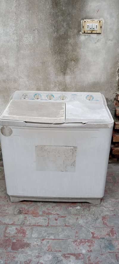 Haier Washing Machine with dryer