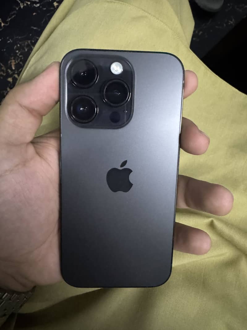 Apple iPhone 14 Pro 0