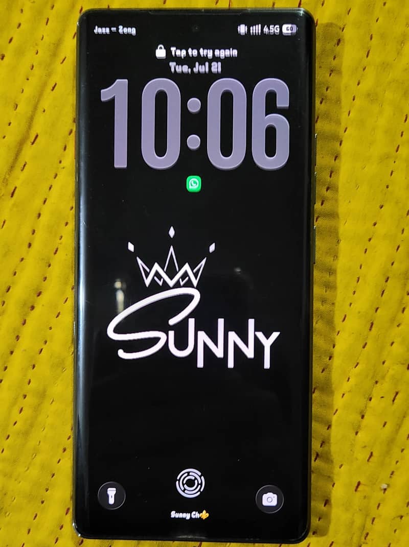 Tecno CAMON 40 Pro 4