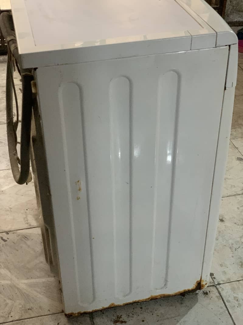 Front load washing machine 5
