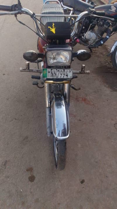 Honda CD 70 9 Model