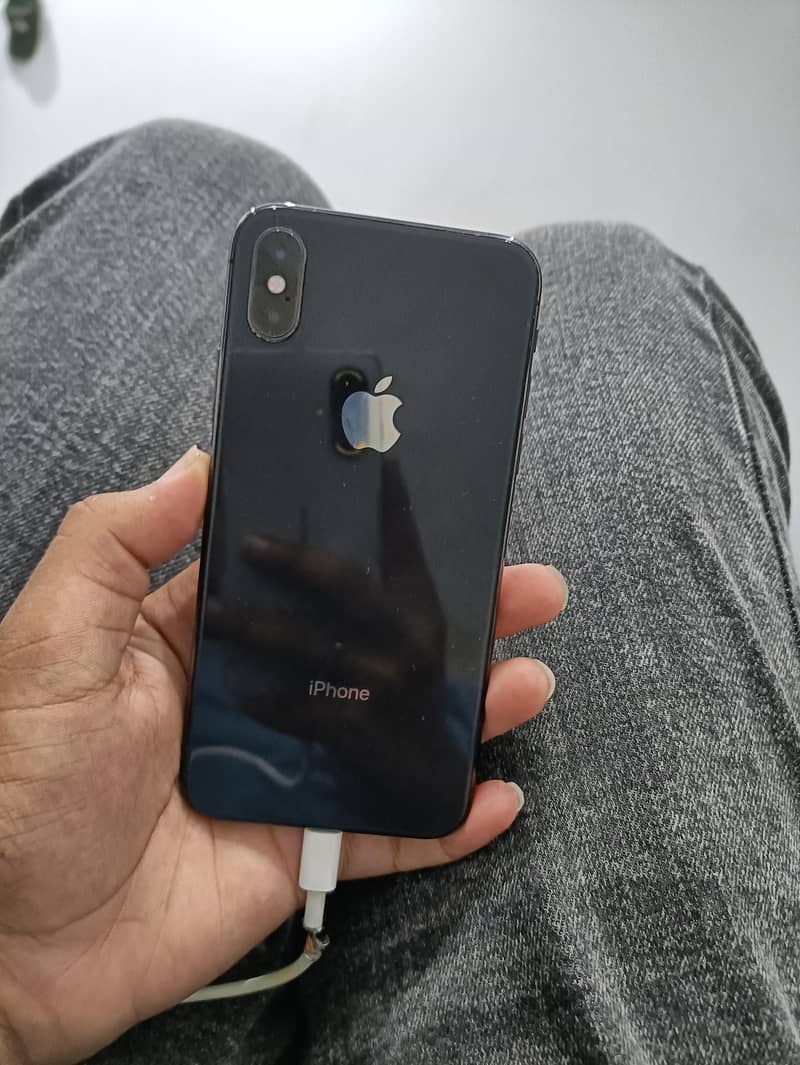 Apple iPhone X 0
