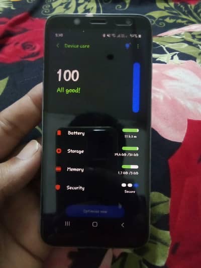 Samsung Mobile J6