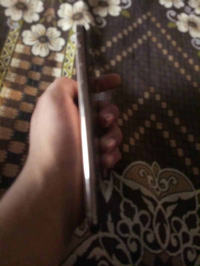 iphone xsmax 4