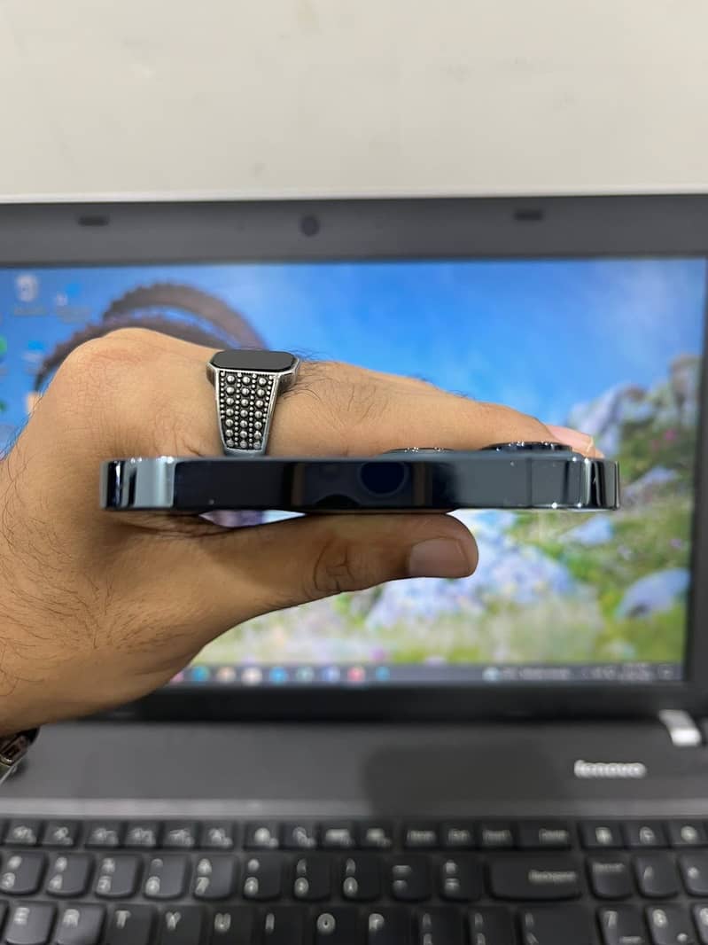 Apple iPhone 12 Pro Max 5